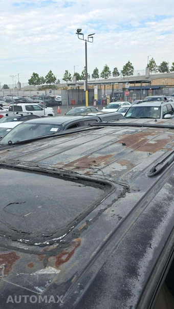 2000 Ford Excursion Limited – miniatura 33