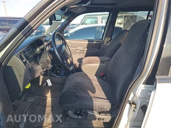 2000 Ford Explorer XLT – miniatura 7