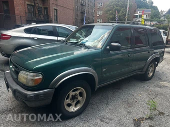 2000 Ford Explorer XLT - miniatura 2