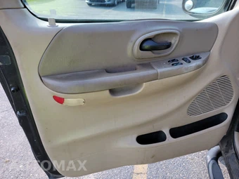 2000 Ford F-150 Lariat Extended Cab Medium Bed w/Rear Doors – miniatura 9