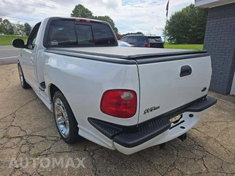2000 Ford F-150 SVT Lightning Regular Cab Medium Bed - miniatura 2