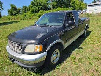 2000 Ford F-150 XL Extended Cab Long Bed w/Rear Doors