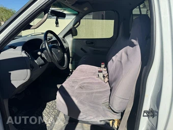 2000 Ford F-150 XL Regular Cab Long Bed - miniatura 5