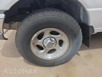 2000 Ford Ranger XLT Extended Cab Medium Bed - miniatura 8