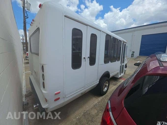 2000 Ford Super Duty E-350 Cutaway DRW - miniatura 3