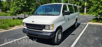 2000 Ford Super Duty E-350 Wagon XL 138.0" WB - miniatura 2