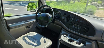 2000 Ford Super Duty E-350 Wagon XL 138.0" WB - miniatura 7