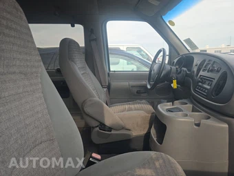 2000 Ford Super Duty E-350 Wagon XLT 138.0" WB - miniatura 8