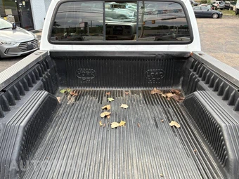 2000 Ford Super Duty F-350 Lariat Extended Cab Medium Bed w/Rear Doors - miniatura 28