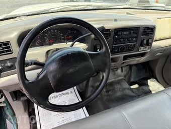 2000 Ford Super Duty F-450 Cab Chassis XL Regular Cab DRW - miniatura 13