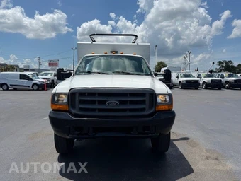 2000 Ford Super Duty F-450 Cab Chassis XL Regular Cab DRW - miniatura 2