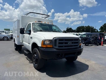 2000 Ford Super Duty F-450 Cab Chassis XL Regular Cab DRW - miniatura 3