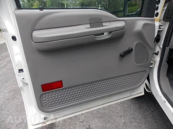 2000 Ford Super Duty F-450 Cab Chassis XL Regular Cab DRW - miniatura 21