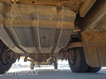 2000 Ford Super Duty F-450 Cab Chassis XL Regular Cab DRW – miniatura 14