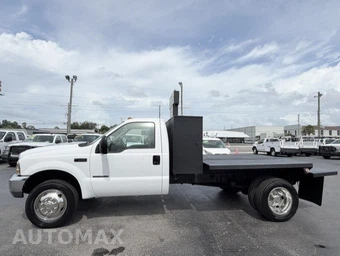 2000 Ford Super Duty F-550 Cab Chassis XL Regular Cab DRW - miniatura 8