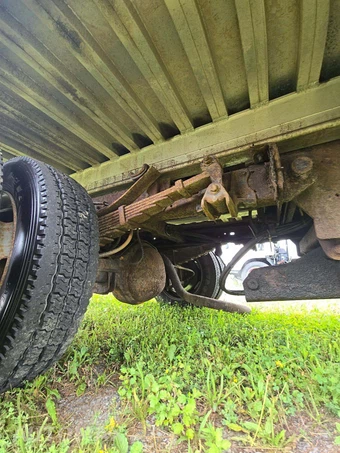 2000 Ford Super Duty F-550 Cab Chassis XLT Regular Cab DRW - miniatura 14