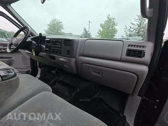 2000 Ford Super Duty F-550 Cab Chassis XLT Regular Cab DRW - miniatura 17