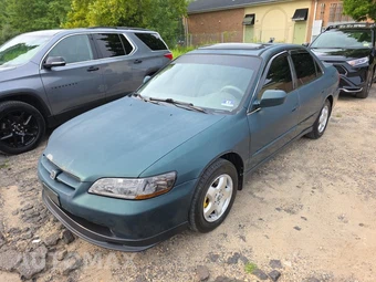 2000 Honda Accord Sedan EX w/Leather