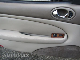 2000 Jaguar XK8 Convertible - miniatura 17