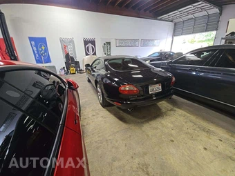 2000 Jaguar XK8 Coupe – miniatura 2