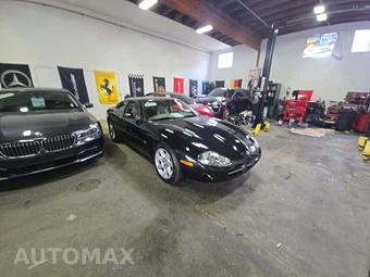 2000 Jaguar XK8 Coupe – miniatura 4