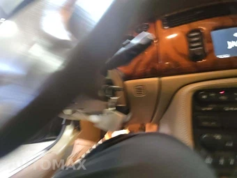 2000 Jaguar XK8 Coupe – miniatura 8