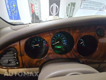 2000 Jaguar XK8 Coupe – miniatura 9