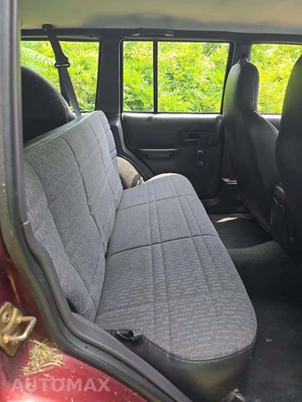 2000 Jeep Cherokee SE – miniatura 15