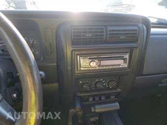 2000 Jeep Cherokee Sport – miniatura 11
