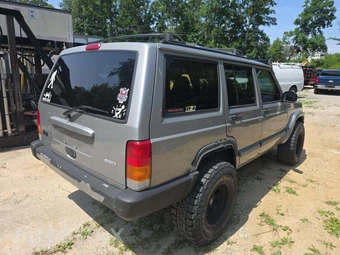 2000 Jeep Cherokee Sport – miniatura 3