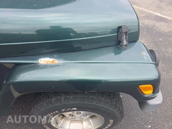 2000 Jeep Wrangler Sahara – miniatura 23
