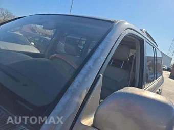 2000 Lexus LX 470 - miniatura 8
