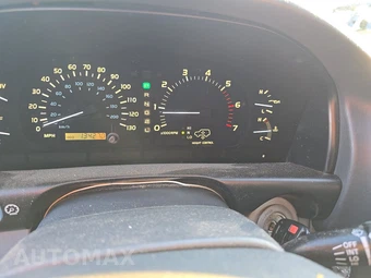 2000 Lexus LX 470 – miniatura 18