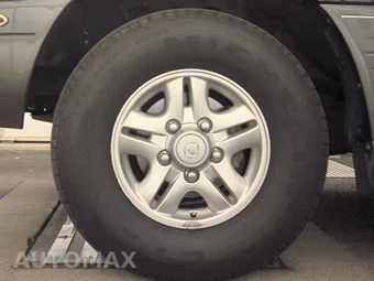 2000 Lexus LX 470 – miniatura 9