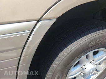 2000 Lexus LX 470 – miniatura 24