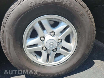 2000 Lexus LX 470 – miniatura 27