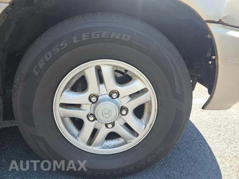 2000 Lexus LX 470 – miniatura 36