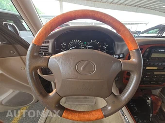 2000 Lexus LX 470 – miniatura 10