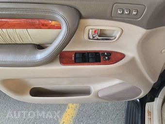 2000 Lexus LX 470 – miniatura 9