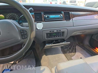 2000 Lincoln Town Car Signature – miniatura 10