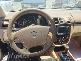 2000 Mercedes-Benz ML 320 – miniatura 11