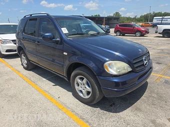 2000 Mercedes-Benz ML 320 – miniatura 3