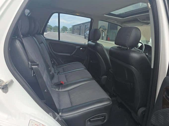 2000 Mercedes-Benz ML 320 - miniatura 13
