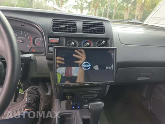 2000 Nissan Xterra SE - miniatura 10