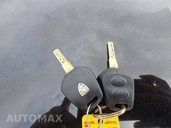 2000 Porsche 911 Carrera Coupe – miniatura 9
