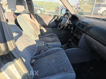 2000 Subaru Forester S - miniatura 8