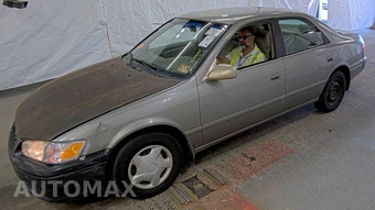 2000 Toyota Camry CE