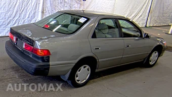 2000 Toyota Camry CE – miniatura 4