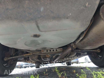 2000 Toyota Camry LE – miniatura 15