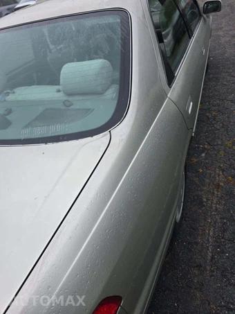 2000 Toyota Camry LE – miniatura 26